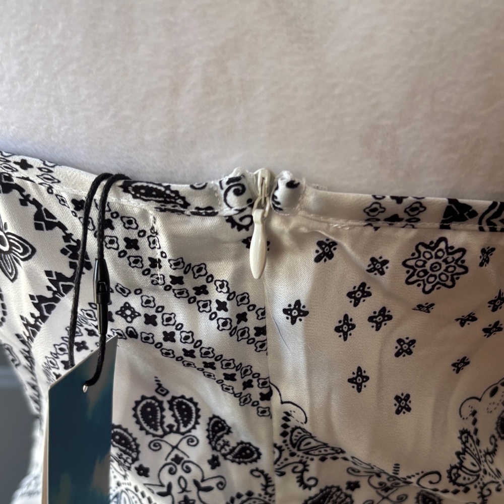 Cider Black and White Mini Dress - Picture 6 of 6